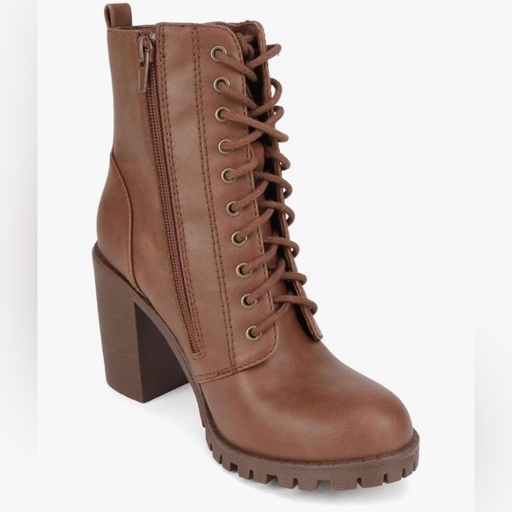 Soda Brown Lace-Up Boots